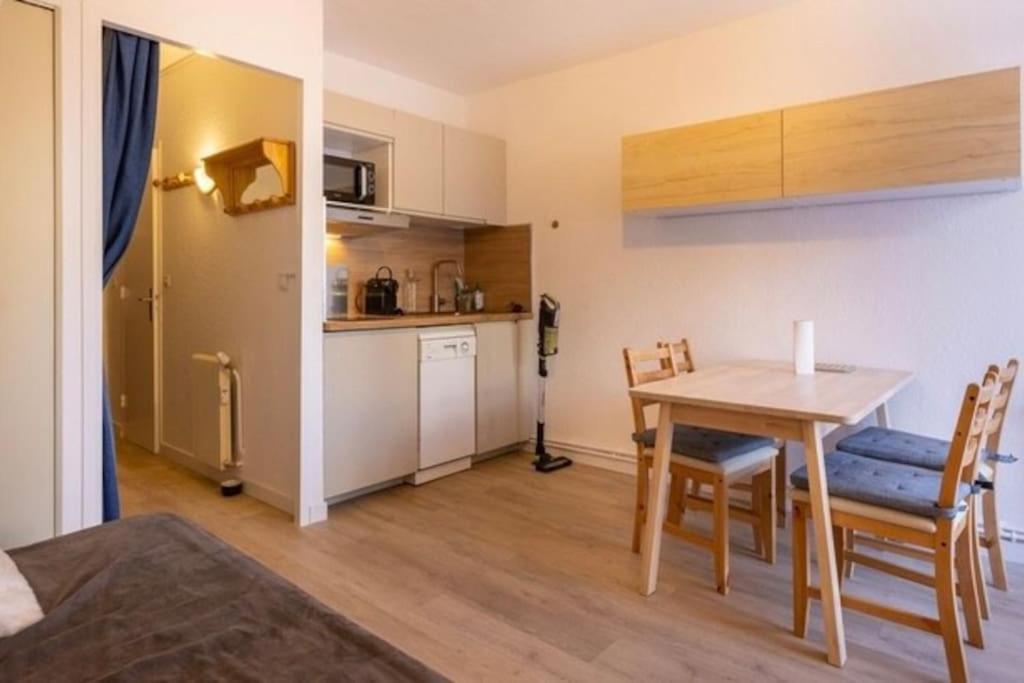 לס אנגל Studio Cabine 86 Cosy מראה חיצוני תמונה